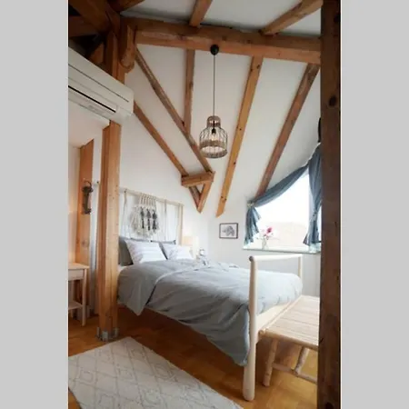 Apartamento Modern Loft With Balcony In The Heart Of *